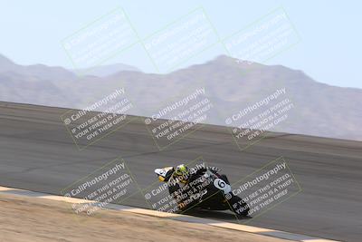 media/Apr-10-2022-SoCal Trackdays (Sun) [[f104b12566]]/Bowl (11am)/